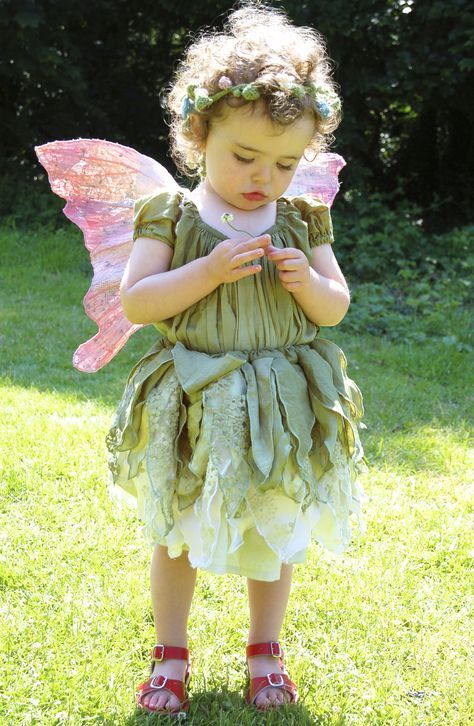 Toddler Fairy Costume, Baby Fairy Costume, Tinkerbell Shoes, Woodland Fairy Costume, Pirates Theme, Bell Shoes, Bell Costume, Tinkerbell Costume, Costume Carnaval