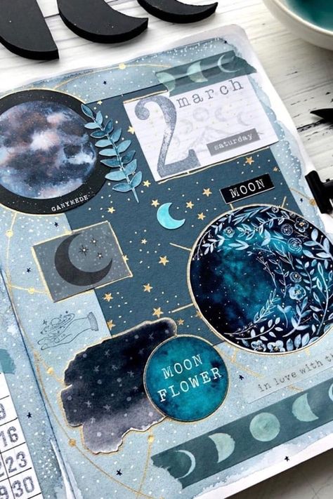 Starting off a new month in your bullet journal and want to add a space theme?? Bullet Bullet, Kunstjournal Inspiration, Crazy Laura, غلاف الكتاب, Sistem Solar, Moon Journal, Hemma Diy, Mix Recipes, Pola Kartu