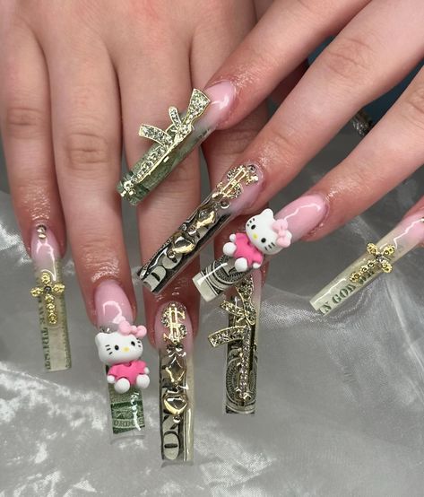 this money set😍😍😍 . . . . . . . #moneynails #greennails #xx/nails #2x/nails #goldnails #hellokitty #hellokittynails #cutenails #nails #nailsnailsnails #nailinspo #hesperia #victorvillenails #hesperianails #nailtech #hd #ie #nailtechnearme Junk Nails Hello Kitty, Short Money Nails, Money Nail Set, Money Acrylic Nail Design, Money Set Nails, Money Nails Acrylic, Nails Money, Money Nails Designs, Fye Nails