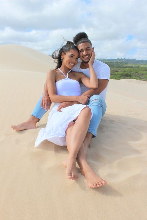 Denim and white couple beach photoshoot. Engagement shoot. White Couple Photoshoot, Couple Beach Photoshoot, Beach Photo Session, Photoshoot Engagement, Beach Engagement Photos, Awesome Pictures, Couple Photoshoot, Beach Photo, Beach Photoshoot