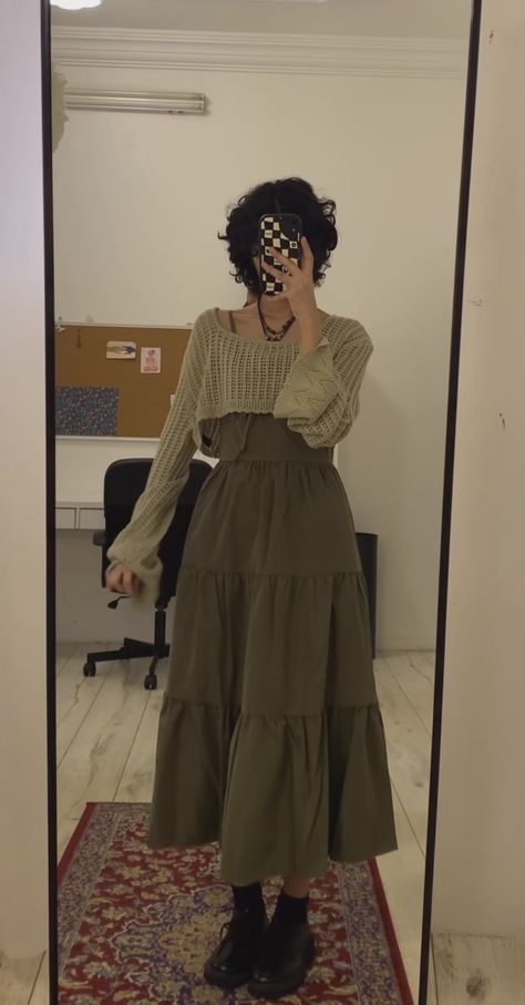 Thrifted Fall Outfits Vintage, Olive Green Skirt Outfit Ideas, Olive Green Outfit Aesthetic, Concert Outfit Modest, Olive Skirt Outfit, Modest Earthy Outfits, Outfit Inspo Earthy, Placement Outfits, Kindergarten Outfits