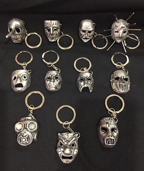 Slipknot Corey Taylor, Slipknot Band, Pewter Ring, Stone Sour, Heavy Metal Art, Keychain Ring, Corey Taylor, Architecture Tattoo, Scene Kids