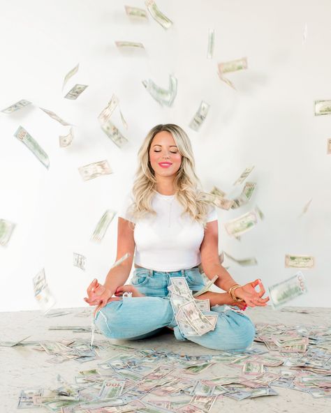 Rich as F*ck: The Money Book by Amanda Frances Amanda Frances, Book Launch Party, Vision Board Images, Women Money, Business Woman Successful, Wealthy Women, Best Selling Author, Spiritual Business, Money Book