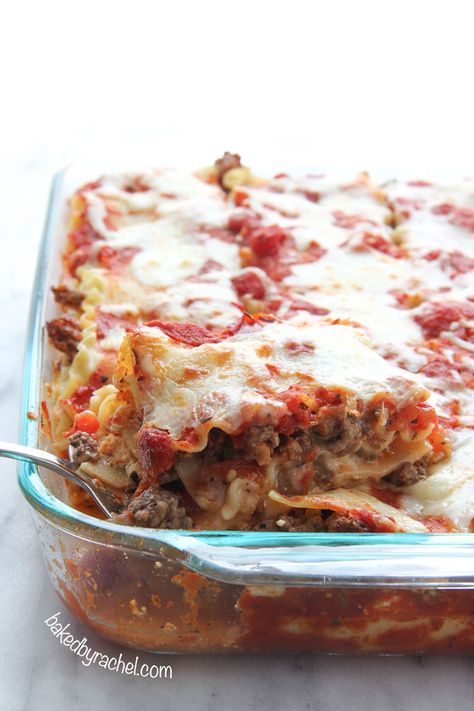 Spicy Lasagna Recipe, Sausage Lasagna Recipe, Spicy Lasagna, Italian Sausage Lasagna, Sausage Lasagna, Spicy Sausage, Man Food, Tasty Pasta, Lasagna Recipe