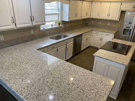 Colors of Granite Countertops - Yahoo Image Search Results Kitchen Counter Makeover, Grey Granite Kitchen, Affordable Granite Countertops, Cheap Granite Countertops, Counter Makeover, Granite Kitchen Counter, Types Of Kitchen Countertops, Cost Of Granite Countertops, Countertop Prices