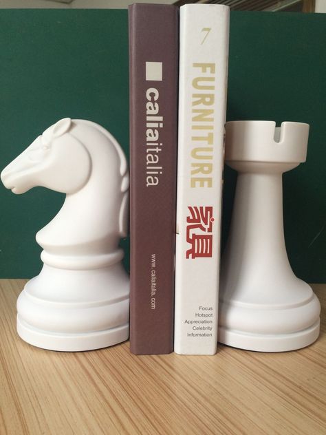 Chess Rook Knight Book Ends Polymer Clay Candle, Decorative Bookends, Homemade Clay, Clay Candle, Flower Drawing Tutorials, Cement Art, Cerámica Ideas, Lego House, Book Ends