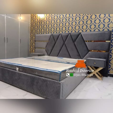 Bed Kushan Design, Palang Bed Design, Bed Back Cushion Design Modern, Bed Headboard Design Modern, Bedroom Headboard Decor, Luxury Bed Design, Luxury Headboard, Bed Designs With Storage, Simple Bed Designs