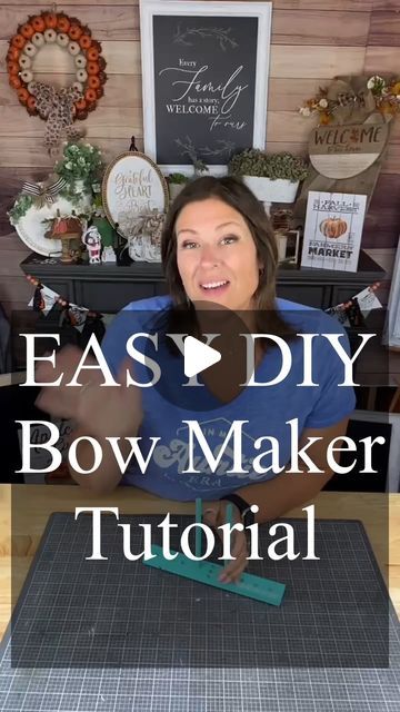 Bow Maker Diy, Diy Wreath Bow Tutorial, Mother Daughter Crafts, Making Bows For Wreaths, How To Make A Ribbon Bow, Diy Gift Bow, Bow Making Tutorials, Creative Christmas Crafts, Easy Bow