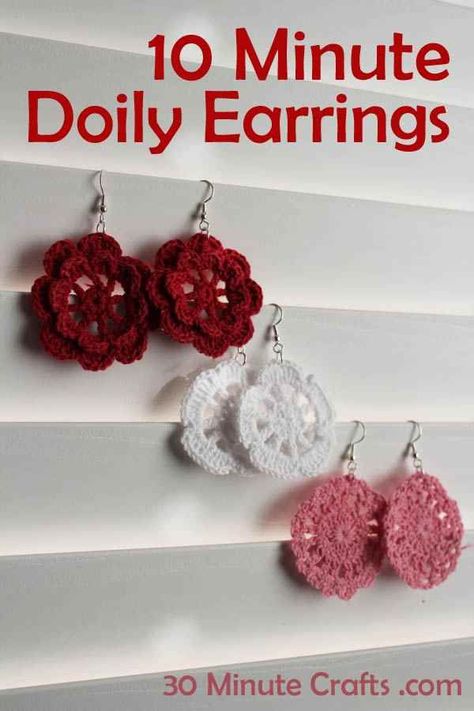 10 Minute Doily Earrings , 10+ Cute And Easy 10 Minute Crochet Projects [Free Patterns] Crochet Projects Free, Crochet Project Free, Crochet Jewlery, Crochet Jewelry Patterns, Crochet Earrings Pattern, Mode Crochet, Crochet Booties, Crochet Simple, Valentines Jewelry