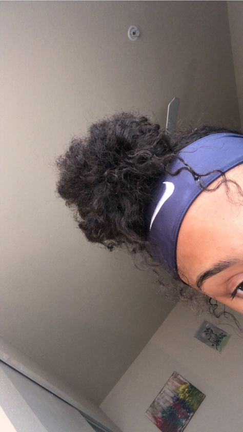 Curly Bun With Headband, Nike Headband Outfit, Sports Headbands Hairstyles, Nike Headbands Hairstyles, Natural Hair Messy Bun, Messy Bun With Headband, Messy Bun Headband, Headband Bun, Ux Project