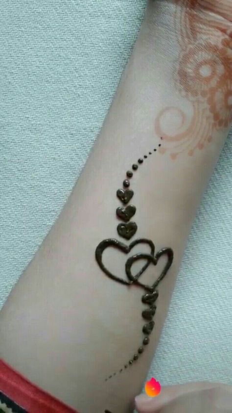 Heart Henna, Bridal Henna Designs, Bridal Henna, Henna Art, Trend Fashion, A Tattoo, Henna Tattoo, Tattoo On, Henna Designs