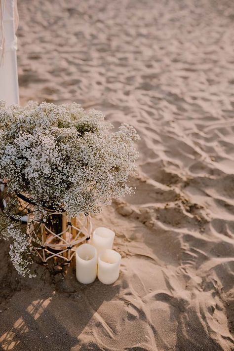 Mariage-boheme-plage-2018-00010 Image Boheme, Croatian Wedding, Boheme Chic, Fields Of Gold, Wallpaper Pastel, Perfect Wedding, Beach Wedding, Wedding Ceremony, Dandelion