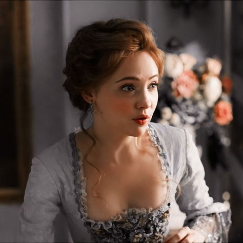 Ballroom Aesthetic, Best Poses For Pictures, Strawberry Blonde, Historical Dresses, Historical Fashion, Curly Blonde, Face Claims, Woman Face, Bridal Hair