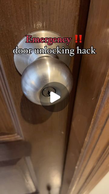 Bedroom Door Lock Ideas, Diy Cabinet Locks, How To Open A Locked Door Without Key, How To Pick A Lock, Door Lock Ideas, Unlock Screen, House Hacks, Deadbolt Lock, Cabinet Locks