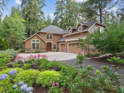 1115 Northshore Rd, Lake Oswego, OR 97034 | MLS #24585268 | Zillow House Redo, Lake Oswego, North Shore, 4 Beds, Single Family Home, Mls, Family Home, Single Family, Home And Family