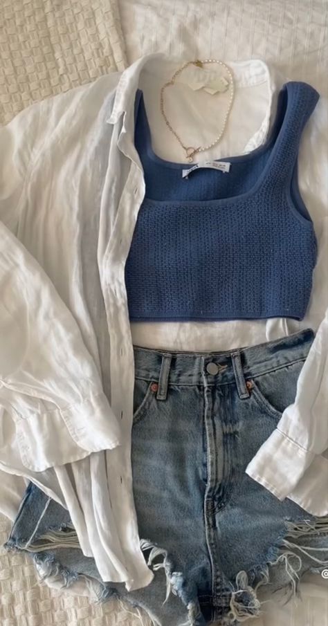 30a Florida Outfits, Current Summer Fashion Trends, Beachy Fits, Sommer Strand Outfit, Phone Photo, Thrift Inspo, Weather Outfits, 사진 촬영 포즈, Europe Outfits