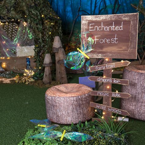 How to make an Enchanted Forest themed learning location with handmade sign post Forest Theme Classroom, Enchanted Forest Prom, Enchanted Forest Decorations, Forest Classroom, Enchanted Forest Birthday, Enchanted Forest Party, Forest Birthday Party, Enchanted Forest Theme, Fairy Garden Birthday Party