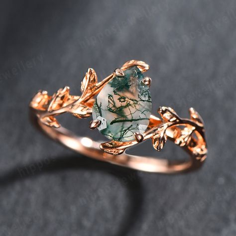 Pear Shaped Moss Agate Engagement Ring, Rose Gold Vine Wedding Bridal Ring, Antique Promise Ring for Her, Women Platinum Twig Ring, Leaf Ring, Nature Inspired ring ♥Ring Details: - Theme: Romantic Wedding & Engagement & Anniversary & Promise ✦Main Stone - Center Stone : Natural Green Moss agate - Size/Carat: 6*8mm (1.5ct) - Cut: Pear ✦Materials:925 Sterling Silver/10K/14k/18K rose gold/white gold/yellow gold/Platinum - Note: Please choose Sterling Silver or Platinum if you are allergic to nickel Gold Vine Ring, Ethical Engagement Ring Eco Friendly, Engagement Rings Agate, Magical Rings Jewelry, Forest Inspired Engagement Ring, Engagement Rings With Vines, Gold Vine Engagement Ring, Unique Ethical Engagement Rings, Plant Wedding Ring