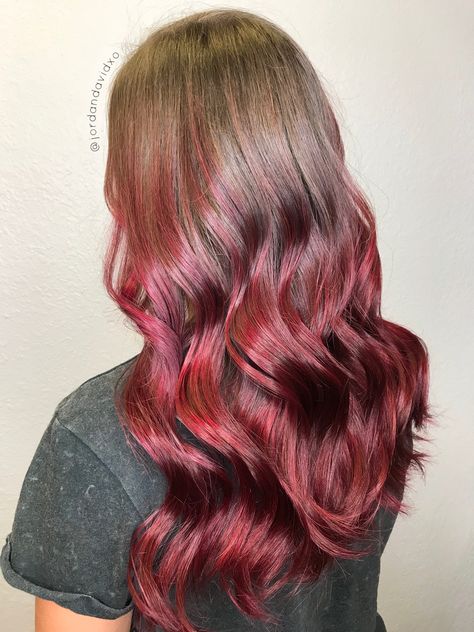 Red hair sangria burgundy balayage by @jordandavidxo Www.theglambarrockwall.com Blonde To Burgundy, Blonde Hair Fade, Reverse Ombre Hair, Burgundy Balayage, Reverse Ombre, Red Ombre Hair, Ombre Highlights, Red Brown Hair, Coloured Hair