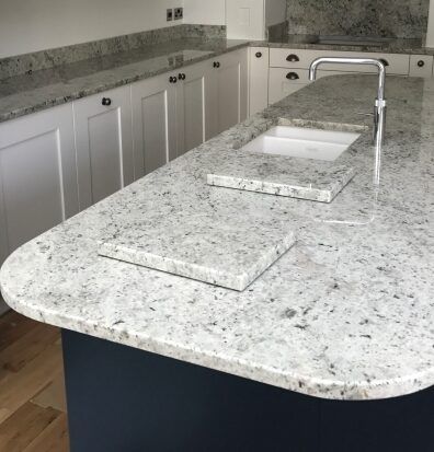 Rounded corners for granite worktops – Choose any radius Curved Worktop, Overmount Sink, Breakfast Bar Kitchen Island, Granite Worktop Kitchen, Granite Worktops, Wood Worktop, Laminate Worktop, Kitchen Bench, Breakfast Bar Kitchen