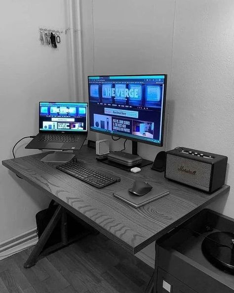 Desk Setups | Work Station on Instagram: "Today’s @thelitesetup 👨🏻‍💻 What’s your favourite part of this setup❓ Rate this 1-10! Turn on post notification 🔔 📸 : @justwowgift #ps5controller #nvidiageforce #workdesign #computersetup #gaming #ps5games #gamingmemesdaily #nvidiartx #workstation #workspace #gamingpage #gamingpcbuild#workdesign #setupinspiration #techsetup #workdesk #workstationsetup #applelife #gamingmemesdaily #appleservice #applephone #gamingtime #applephotography" Gaming Desk Setup, Computer Desk Setup, Home Studio Setup, Pc Gaming Setup, Desktop Setup, Desk Goals, Bedroom Setup, Creative Workspace, Gaming Room Setup