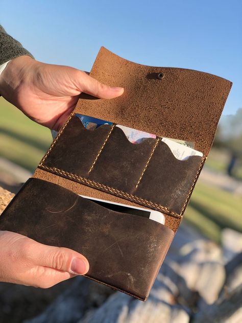 Personalized Womens Wallet Distressed Leather Wallet for | Etsy Handcrafted Leather Wallet, Leather Wallet Design, Custom Leather Work, Womens Clutch, Leather Credit Card Wallet, Diy Leather Projects, Leather Wallet Pattern, Unique Wallets, Personalized Leather Wallet