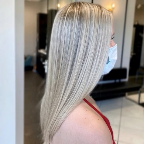 Blonde Highlights Icy, Icy Blonde Babylights, Platinum Babylights, Icy Blonde Highlights, Babylights Blonde, Bayalage Blonde, Ash Blonde Hair Balayage, Blonde Babylights, Babylights Hair