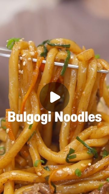 Bang Bang Noodles, Bulgogi Noodles, Korean Noodle Recipes, Udon Noodle Recipe, Foreign Recipes, Beef Udon, Chipotle Pasta, Udon Noodles Recipe, Noodles Recipes