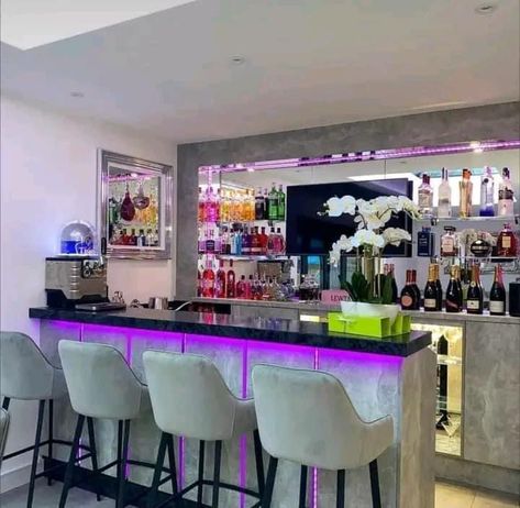 Bar In House Ideas, Bar Room Ideas In House, Indoor Bar Ideas, Mini Bar Ideas Small Spaces, Small Bar Ideas, Room Bar Ideas, Home Lounge Room, Home Lounge Room Bar, Bar Lounge Room