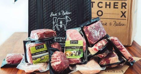 Butcher Box Black Friday 2018 Deal – a box filled with steaks and other meats Carnicerias Ideas, Wagyu Burger, Butcher Box, Meat Box, Food Subscription Box, Omaha Steaks, Meat Delivery, Prime Beef, Premium Meat