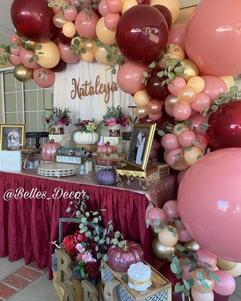 Pink Fall Baby Shower, Baby Shower Look, November Baby Shower, Fall Baby Shower Themes, November Baby, Hey There Pumpkin, Rose Gold Theme, Waiting For Baby, Parents To Be