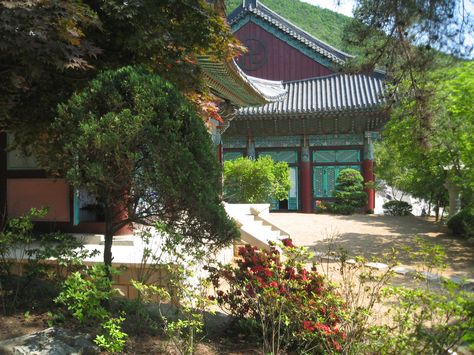 Cheonan Temple Korea Temple, Cheonan, Memory Box, Moscow, Temple, Outdoor Decor, Home Decor, Home Décor