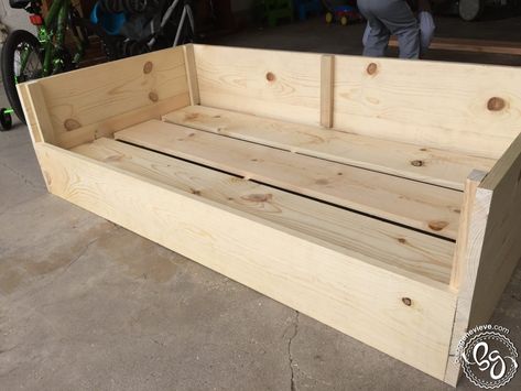 Deluxe Dog Bed | Mama Moose Dog Bed Diy Large, Crib Mattress Dog Bed, Dog Beds Homemade, Dog Bed Frame, Wood Dog Bed, Raised Dog Beds, Wooden Dog Bed, Pallet Dog Beds, Custom Dog Beds