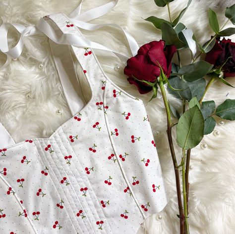 Cherry Clothes Aesthetic, Cherry Girl Aesthetic Outfit, Cherry Outfit Aesthetic, Upcycle Aesthetic, Cherry Outfit Ideas, Cherry Clothes, Cherry Corset, Cherry Fashion, Aesthetic Vintage Outfits