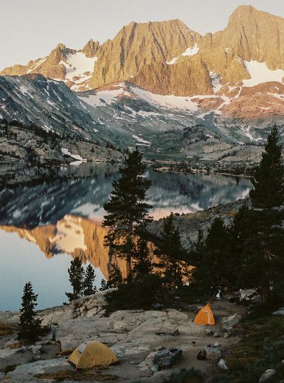 Backpacking Guide, Mount Whitney, Lakes In California, Backpacking Trips, Eastern Oregon, Adventure Inspiration, Mammoth Lakes, Hiking Guide, River Trail