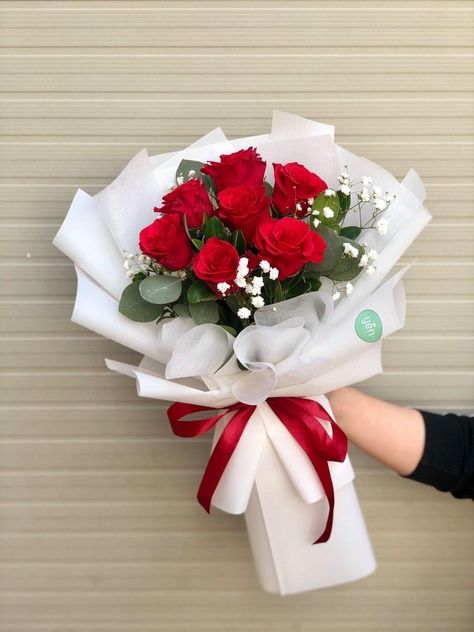 Fresh Roses Bouquet, Wrapped Rose Bouquet, Red Flowers Bouquet Gift, Red Roses Bouquet Gift, Valentines Day Bouquet, Roses Bouquet Gift, Diy Bouquet Wrap, Luxury Flower Bouquets, Flower Bouquet Diy