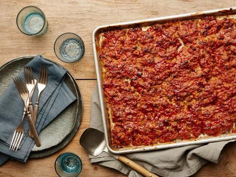 Get Sheet-Pan Glazed Meat Loaf Recipe from Food Network. Cooks much faster for a weeknight dinner! Sheet Pan Meatloaf, Pan Meatloaf, Glazed Meatloaf, Meatloaf Glaze, How To Cook Meatloaf, Dinners Recipes, Sheet Pan Suppers, Pan Dinners, Loaf Recipes