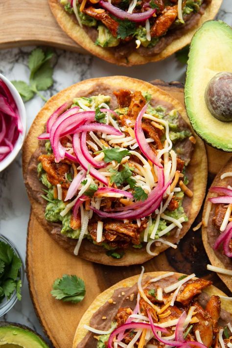 Mexican Food Tostadas, Healthy Chicken Tostadas, Chicken Fajita Tostadas, Authentic Tostada Recipes, Ground Chicken Tostadas, Chicken Tostada Salad, Gluten Free Tostadas, Tostada Recipes Chicken, Chicken Tostadas Shredded