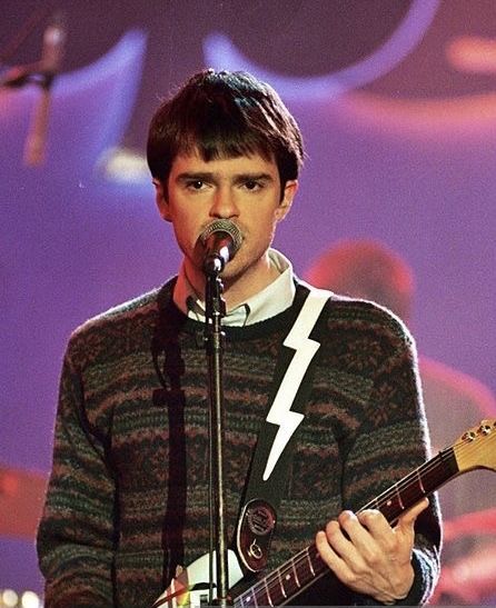 Rivers Cuomo Pinkerton Era, Rivers Cuomo Cute, Rivers Cuomo Funny, Rivers Weezer, Rivers Cuomo Pfp, Rivers Cuomo 90s, River Cuomo, Weezer Pfp, Rivers Cuomo