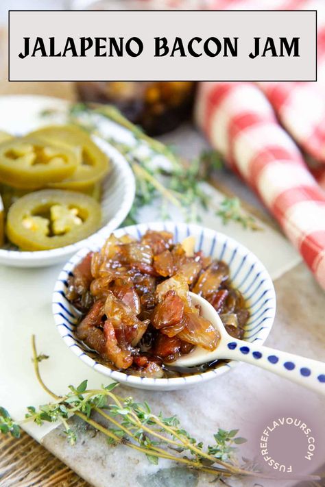 Bacon Pepper Jelly Recipes, Bacon Jalapeno Jam Recipe, Jalapeno Relish Recipe Sweet, Jalapeno Chutney Recipes, Jalapeño Bacon Jam, Jalapeno Jam Recipe, Jam Ideas, Bacon Onion Jam, Jalapeno Bacon