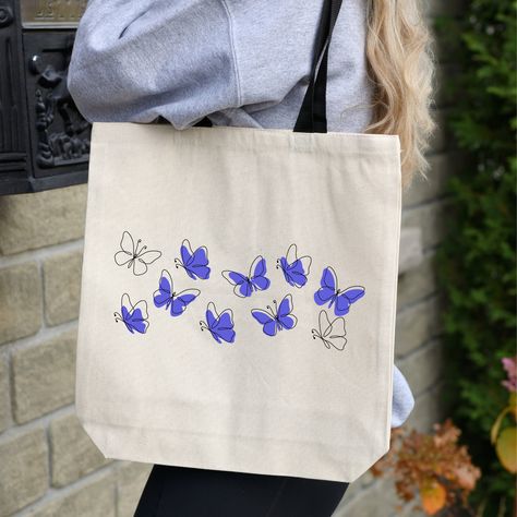 Cute Tote Bag Ideas, Diy Painted Tote Bag, Canvas Bag Ideas, Tote Bag Painting Ideas Aesthetic, Tote Bags Diy, Tod Bag, Tote Bag Design Ideas, Bag Design Ideas, Diy Tote Bag Design