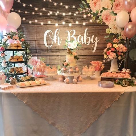 Baby Shower Table Display, Baby In Bloom Baby Shower Dessert Table, Baby Shower Centre Piece Ideas, Pink And White Baby Shower Ideas, Rose Themed Baby Shower Ideas, Rose Gold Baby Shower Ideas, Rose Baby Shower Theme, Baby In Bloom Dessert Table, Rustic Baby Shower Ideas