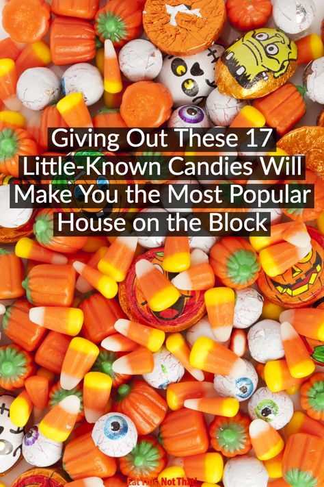 Be the best house in the neighborhood by giving out these 17 little-known candied this year. #halloweencandy #halloween #halloweenhacks #candyhacks 1990s Candy, Halloween Popcorn Balls, Vintage Halloween Candy, Best Halloween Candy, Necco Wafers, Old School Candy, Halloween Candies, Halloween Popcorn, Apple Pop