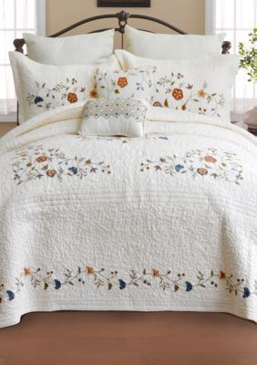 Hand Embroidered Bedspread, Queen Bedspread, Single Quilt, Memory Foam Mattress Topper, Foam Mattress Topper, Cotton Bedspread, Master Bedrooms, Bedspreads, Bed Cover