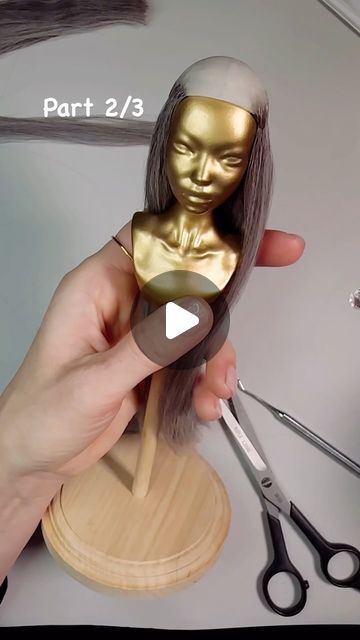 Olga Kamenetskaya 🇺🇦 on Instagram: "Part 2/3 Mini tutorial “Wig with a straight parting”  #wigmaking #dollwig #tutorial #wigtutorial #bjdwig #diy #doll" Doll Wigs Diy, Bjd Wig Tutorial, Doll Wig Making, How To Make A Doll Wig, Monster High Doll Wig, Doll Customization Tutorials, How To Curl Doll Hair, Ooak Dolls Tutorial, Diy Wig Making Tutorials