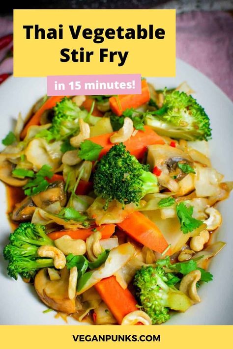 Thai Stir Fry Vegetables, Vegetarian Stir Fry Sauce, Veg Stir Fry, Veggie Stir Fry Recipes, Thai Stir Fry, Vegetable Stir Fry Recipe, Vegetarian Stir Fry, Vegan Stir Fry, Asian Vegetables