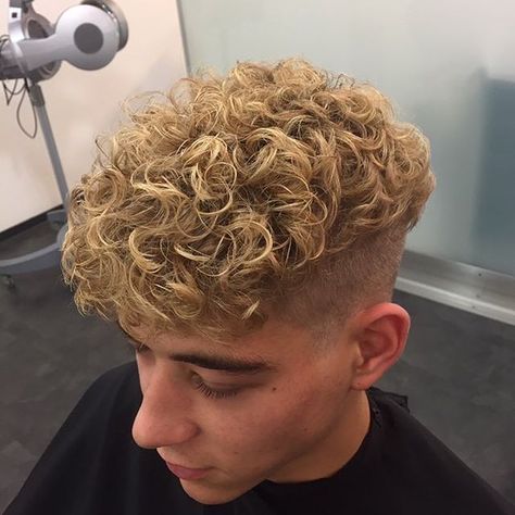 Boy Permed Hair, Men Perm, Perm Hair Men, Men's Curly Hairstyles, Short Permed Hair, Curly Hair Fade, Crop Haircut, Men Haircut Curly Hair, Hair Replacement Systems