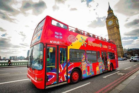 Hop-On Hop-Off London + Thames River Cruise | Official City Sightseeing© Tour 2021 Thames River Cruise, London Walking Tours, Cruise Tickets, London Sightseeing, London Tourist, Big Red Bus, Thames River, Famous Bridges, London Guide