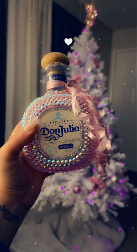 Jon julio liquor bottle pink Christmas tree Don Julio Bottle Decorated, Bling Liquor Bottle, Blinged Bottles, Liquor Cart, Birthday Alcohol, Alcohol Bottle Decorations, Baby Shower Bouquet, Bedazzled Liquor Bottles, Glitter Bottles