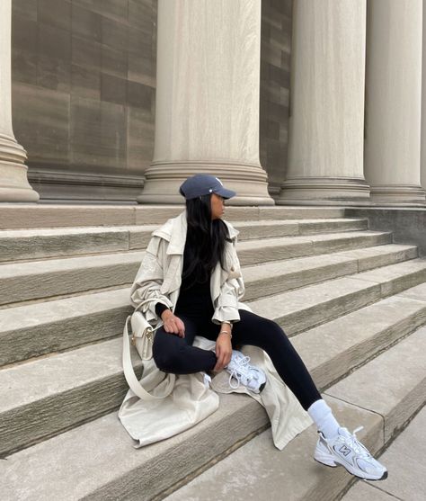 White Sneaker Athleisure Outfit, New Balance 530 White Outfit, New Balance 530 Silver Outfit, White New Balance Shoes Outfit, Outfit New Balance 530 White, White New Balance Outfit, White Chunky Sneakers Outfit, New Balance Shoes 530, Outfit With Long Skirt